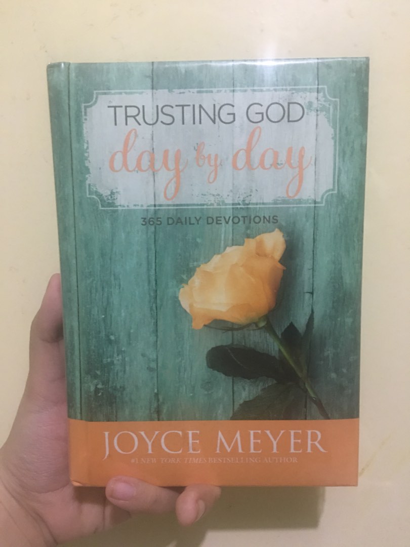 Trusting God Day by Day - Joyce Meyer Devotional Book, Hobbies & Toys ...