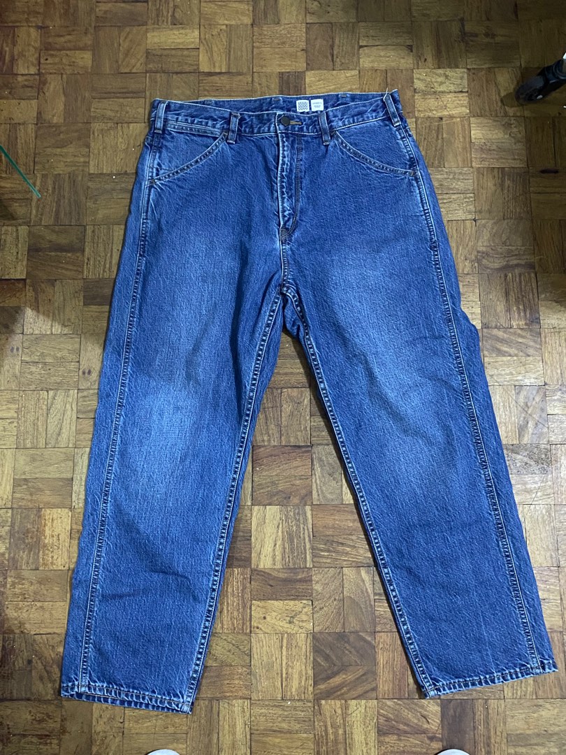 Uniqlo jeans, Men's Fashion, Bottoms, Jeans on Carousell