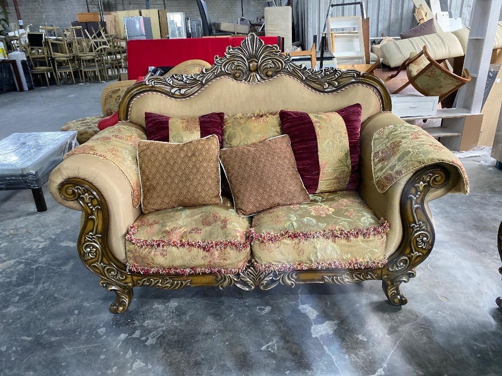 Sofa hot sale bunga vintage