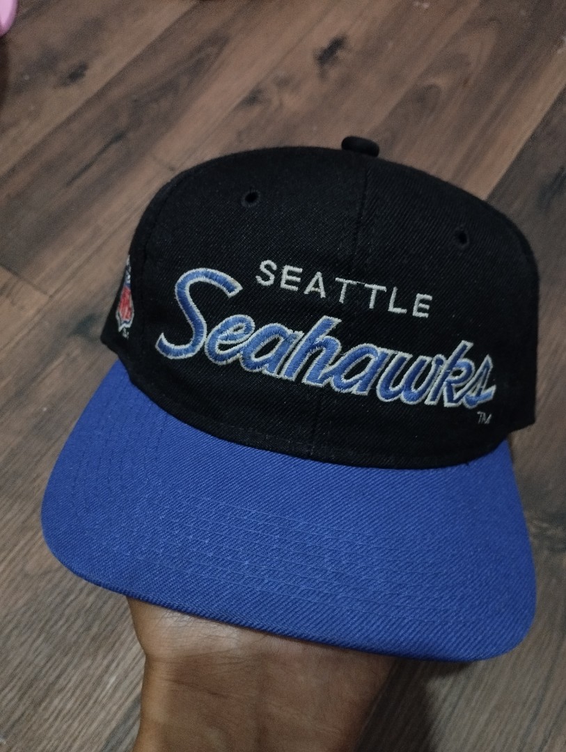 Vintage RARE NWT Seattle Seahawks pinstripe snapback hat by Sports