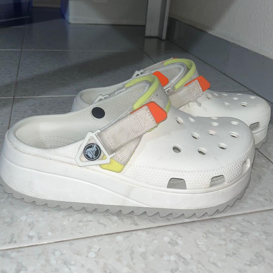 wts crocs classic hiker clog crocs white platform, Women's Fashion,  Footwear, Flipflops and Slides on Carousell