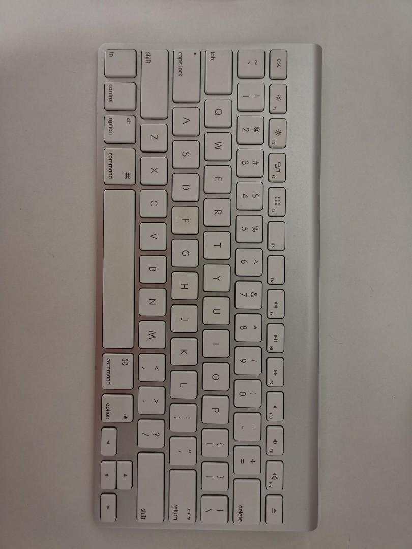 Apple keyboard + mouse combo set, Computers & Tech, Laptops & Notebooks