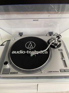 Audio-Technica AT-LP120-USB Direct Drive Professional Turntable