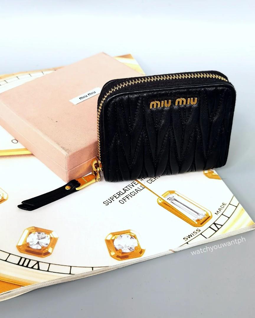 authentic almost new miu miu wallet (Category: Luxury Bags & Wallets) located in San Pablo. Submitted by watchyouwantphsecond (Listing ID 1193600615, Image 1). Description: A.uthentic A.lmost N.ew C.ondition M I U M I U M.atelasse N.appa L.eather G.old H.ardware S.mall W.allet With Box Interior 9.4/10 Exterior 9.4/10 P14,000 FREE SHIPPING Open For Layaway Credit Card Accepted Cash On Delivery Viber/Sms 09069194833 Disclaimer: watchyouwantsecond i