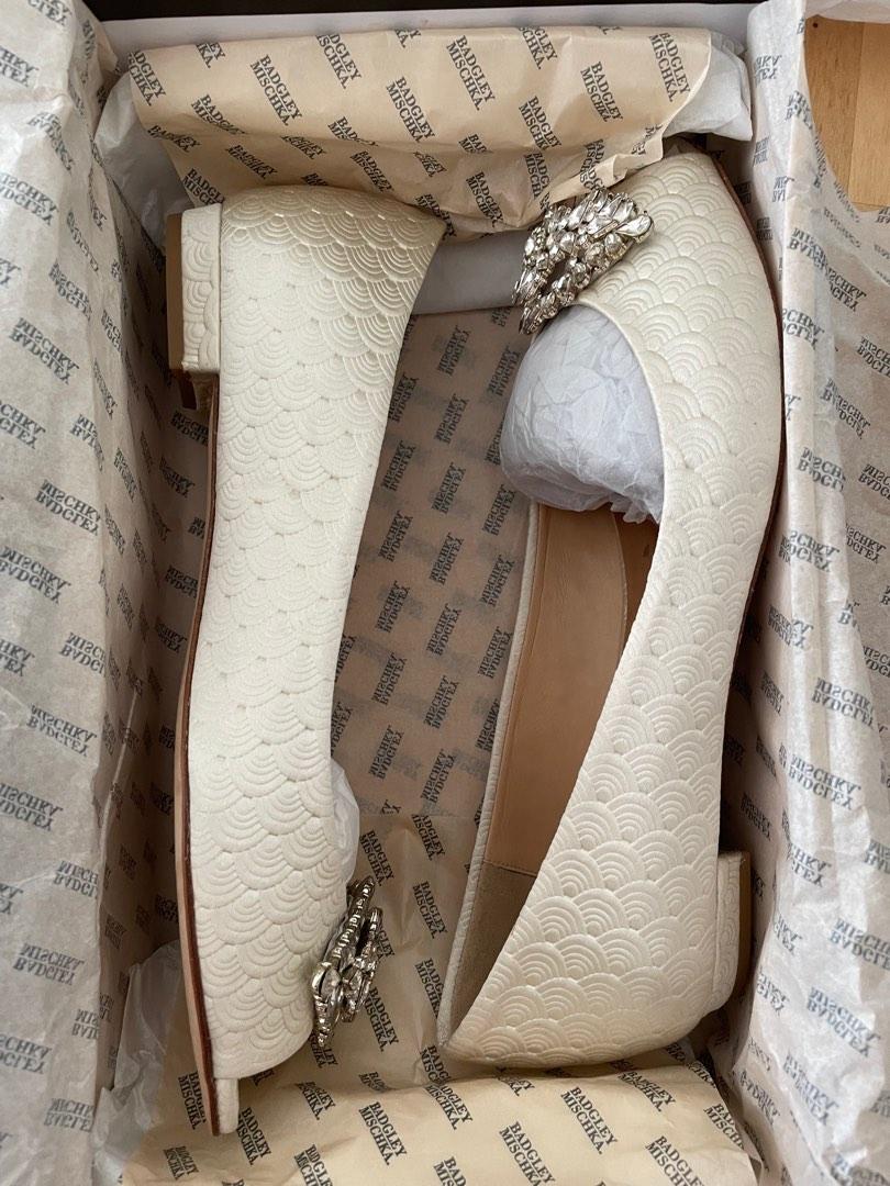 Badgley mischka taft peep toe flat store
