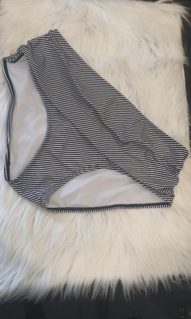 Bikini (No Brand) Size L to XL, Fesyen Wanita, Pakaian Wanita, Lainnya