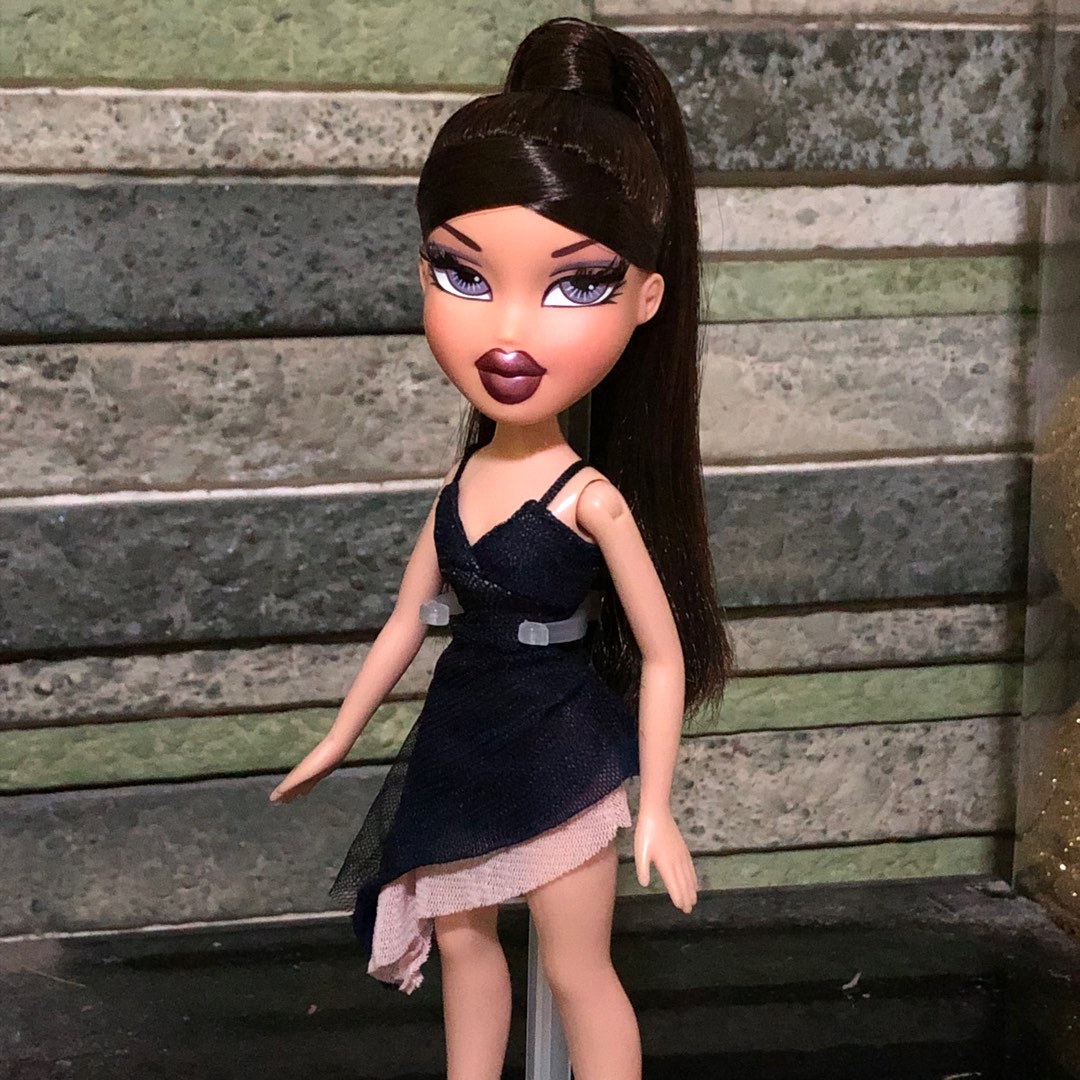 Bratz Girlz Nite Out Dana Doll, Hobbies & Toys, Toys & Games on Carousell