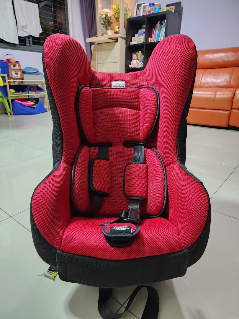 Britax Safe and Sound Car Seat, Babies & Kids, Going Out, Car Seats on