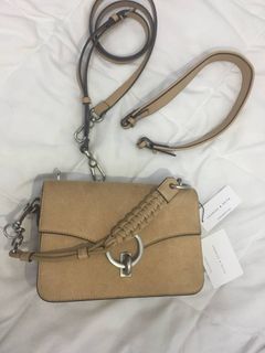 (Category: ) located in . Submitted by CZA.PRELOVED (Listing ID 1193733732, Image 1). Description: .