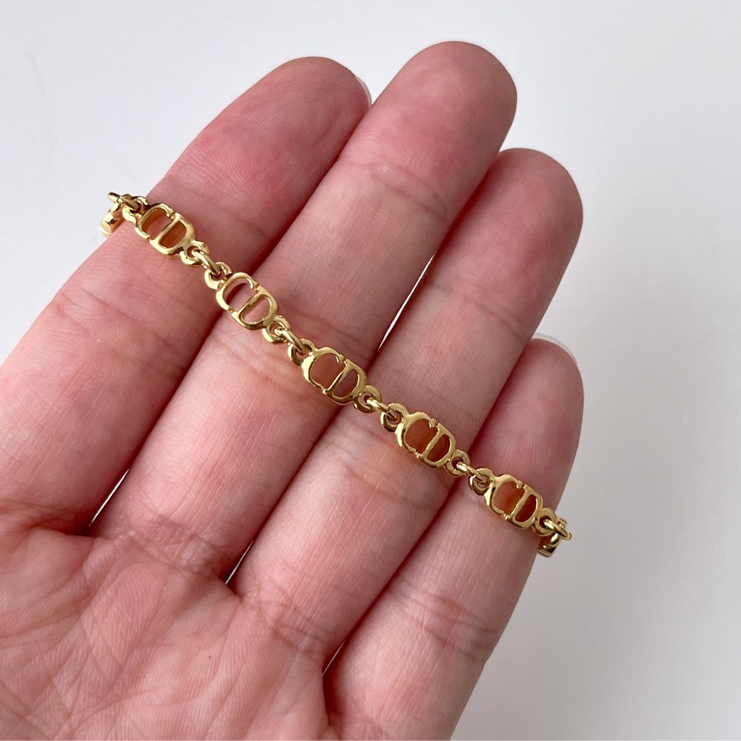 Gold outlet dior bracelet