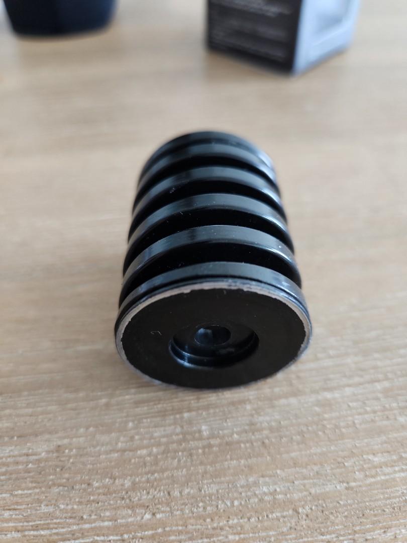 Coiled suspension block, Sports Equipment, Bicycles & Parts, Parts ...