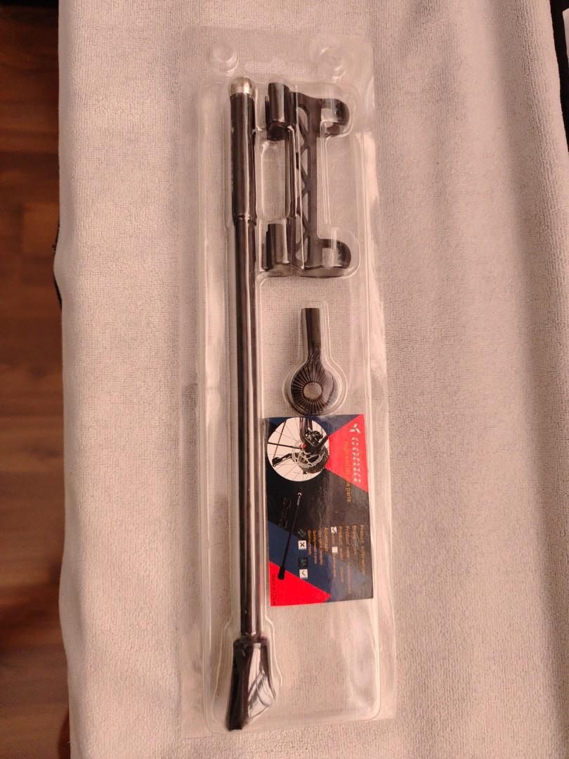 Corki Carbon fiber kickstand 69, Sports Equipment, Bicycles & Parts