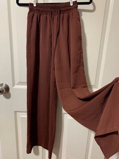(Category: ) located in . Submitted by fundmeclothes (Listing ID 1193711981, Image 1). Description: .