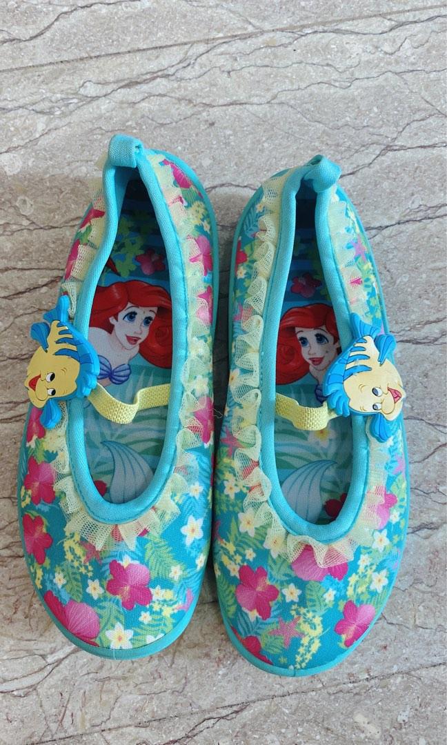Ariel water shoes shop