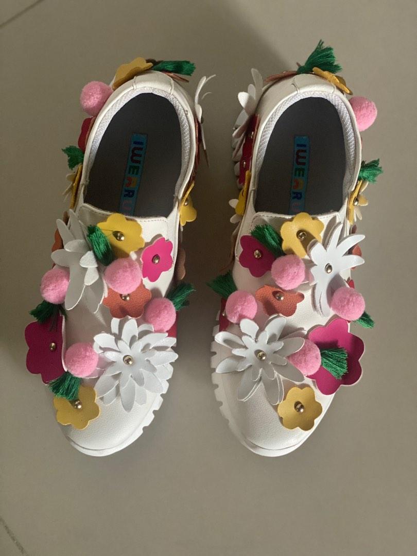 Cute vintage sneakers hot sale