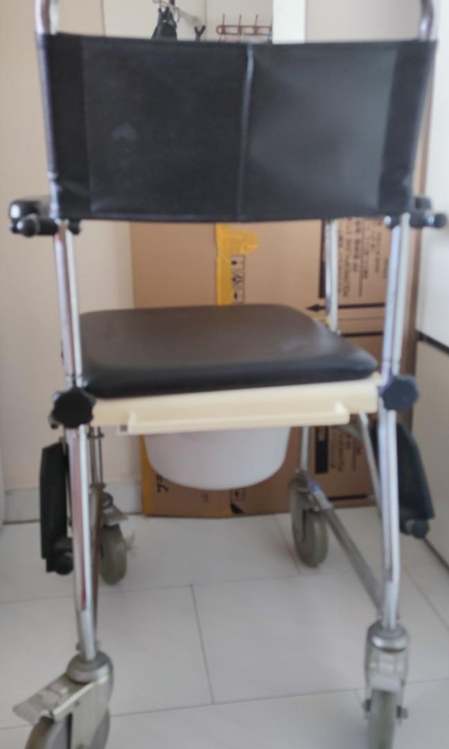 Elderly Wheelchair mobile toilet showering bathing, Health & Nutrition
