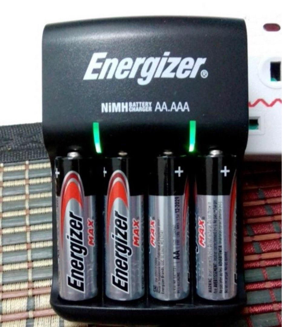 Energizer battery charger, Photography, Photography Accessories