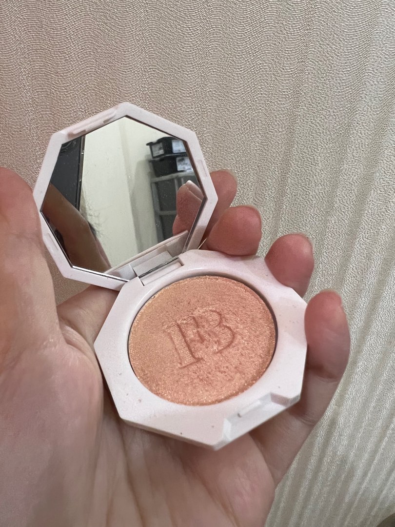 Fenty beauty killawatt highlighter mini