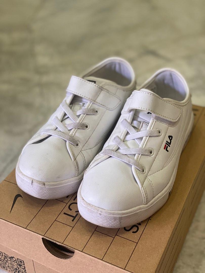 Fila white outlet classic