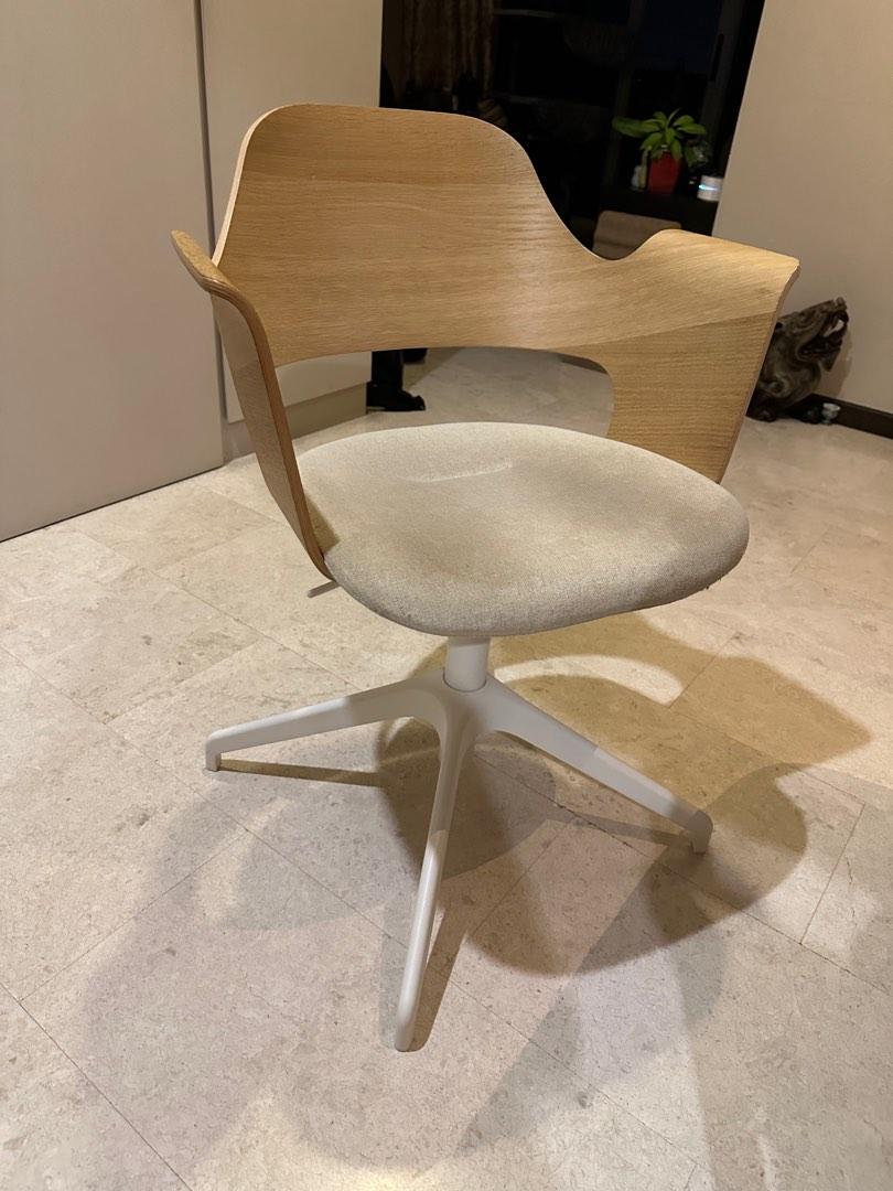 FJ LLBERGET Conference chair white stained oak veneer Gunnared