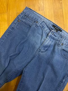 (Category: ) located in . Submitted by shoppling (Listing ID 1193748091, Image 1). Description: .