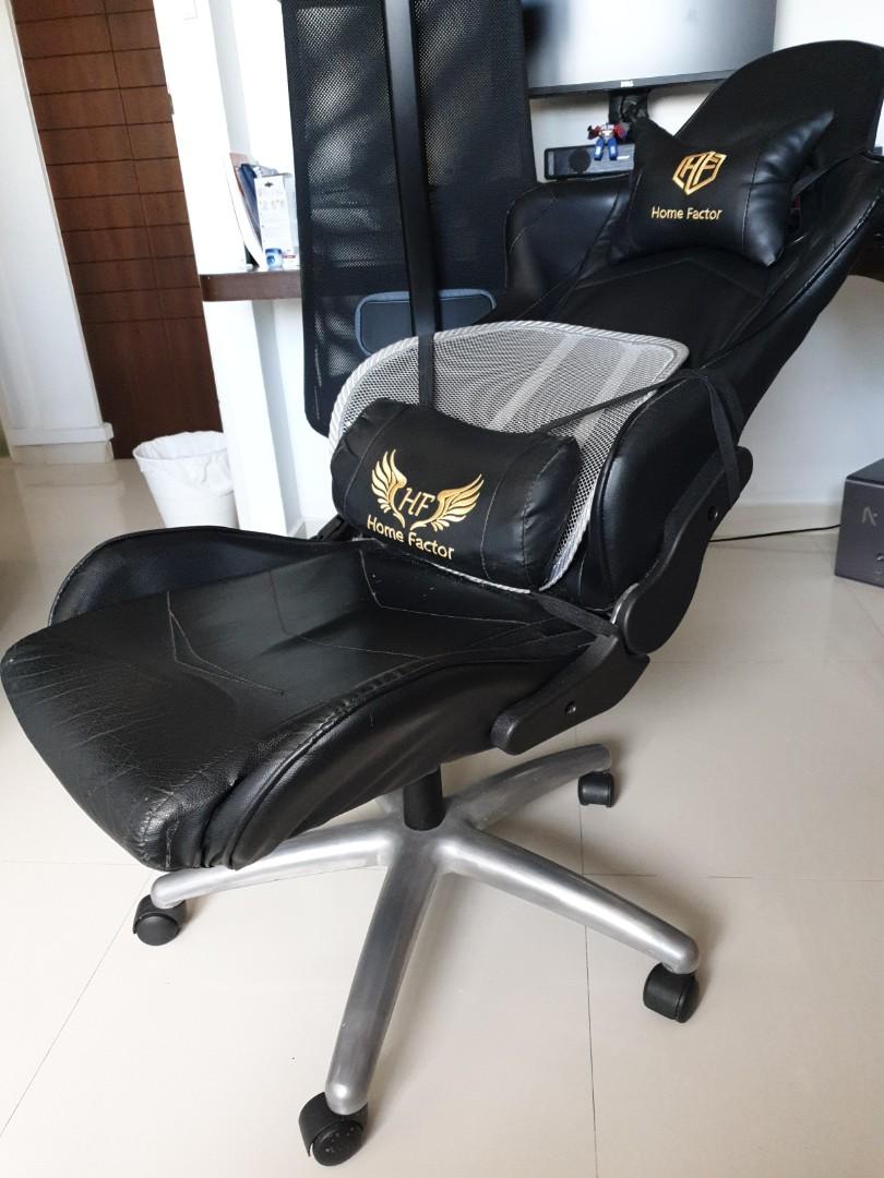 Gaming chair, recliner, Furniture & Home Living, Furniture, Chairs on