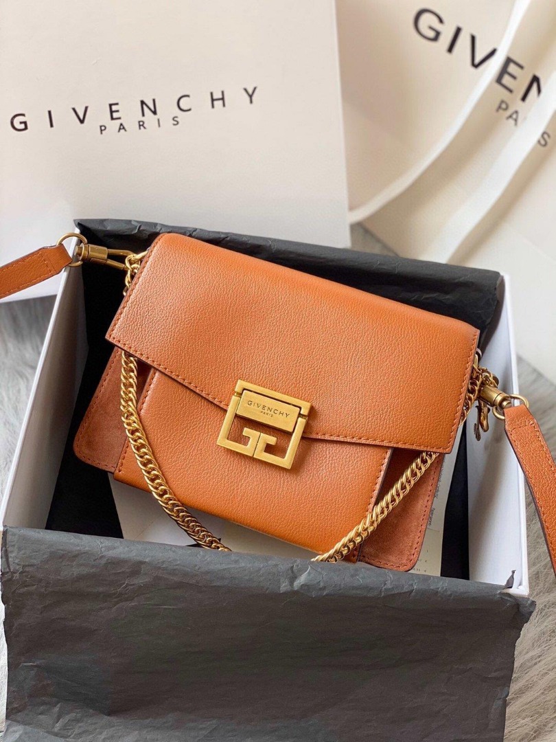 Gv3 givenchy store