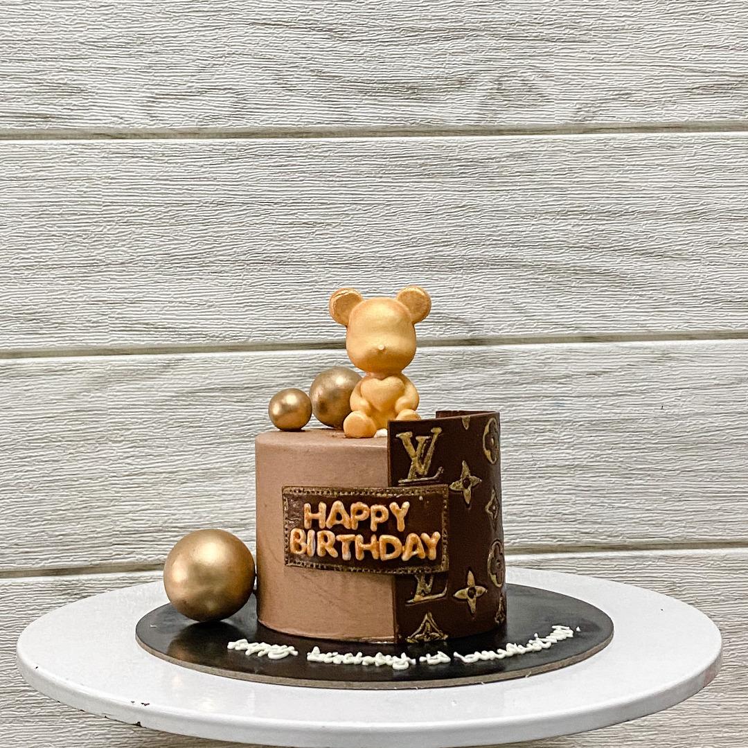LV cake  Cake designs birthday, Teddy bear cakes, Louis vuitton cake