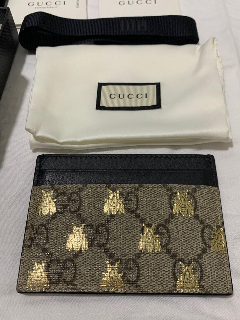 Gucci bee print gg supreme pouch cheap