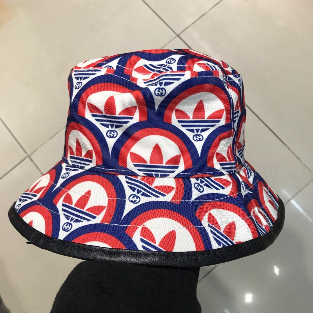 Gucci x Adidas Bucket hat, Fesyen Pria, Aksesoris, Topi di Carousell