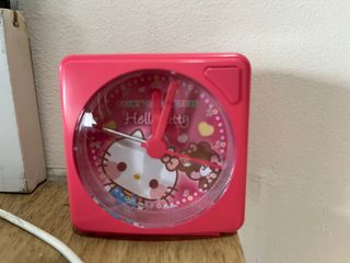 New Kawaii Sanrio HelloKitty Alarm Clock Cute Anime Living Room Decoration  Home Cartoon Silent Clock Student Wake Up Alarm Clock