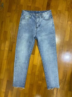 (Category: ) located in . Submitted by shoppling (Listing ID 1193745169, Image 1). Description: .