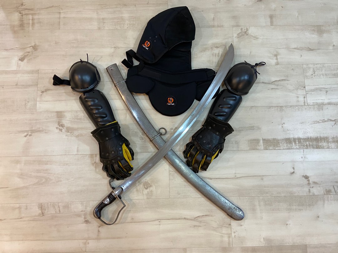 Historical European Martial Art (HEMA) SPORT FENCING & Antique fencing