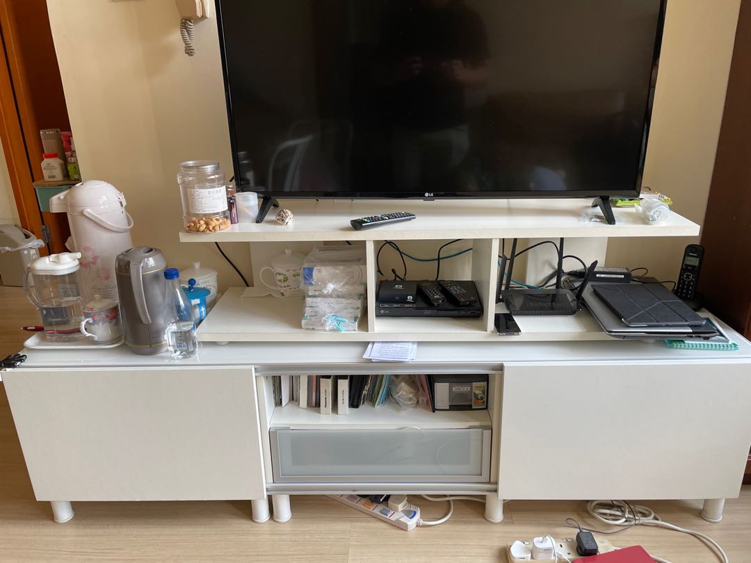 ikea 電視地櫃 tv 傢俬＆家居, 傢俬, 櫃子、組合櫃及置物架 Carousell