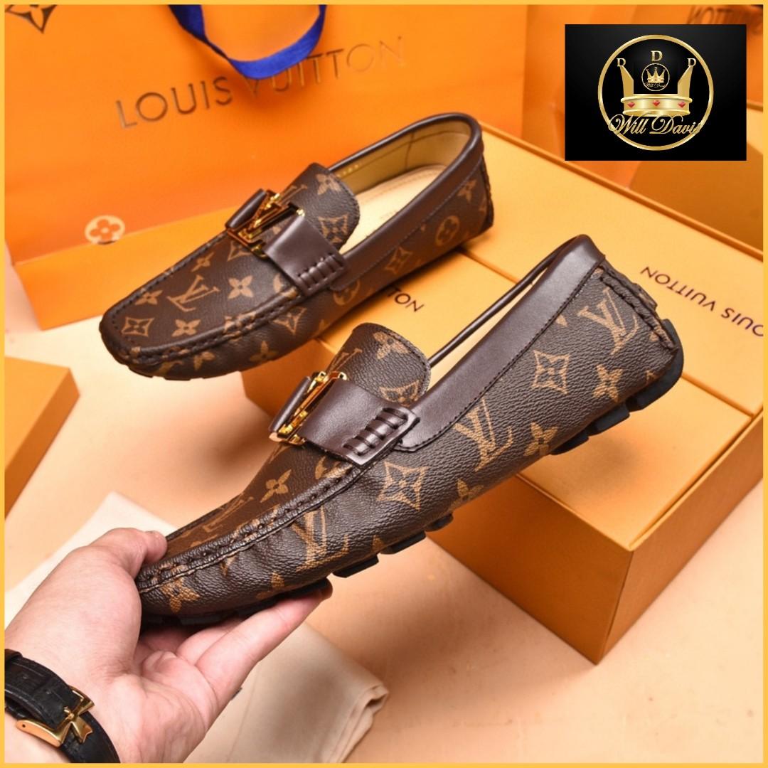 Louis Vuitton Men's Monogram Loafers Size 42 (US8.5)