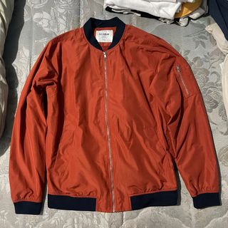 (Kategori: ) berada di . Dikirim oleh EHSStore (ID iklan 1193787909, Gambar 1). Deskripsi: .