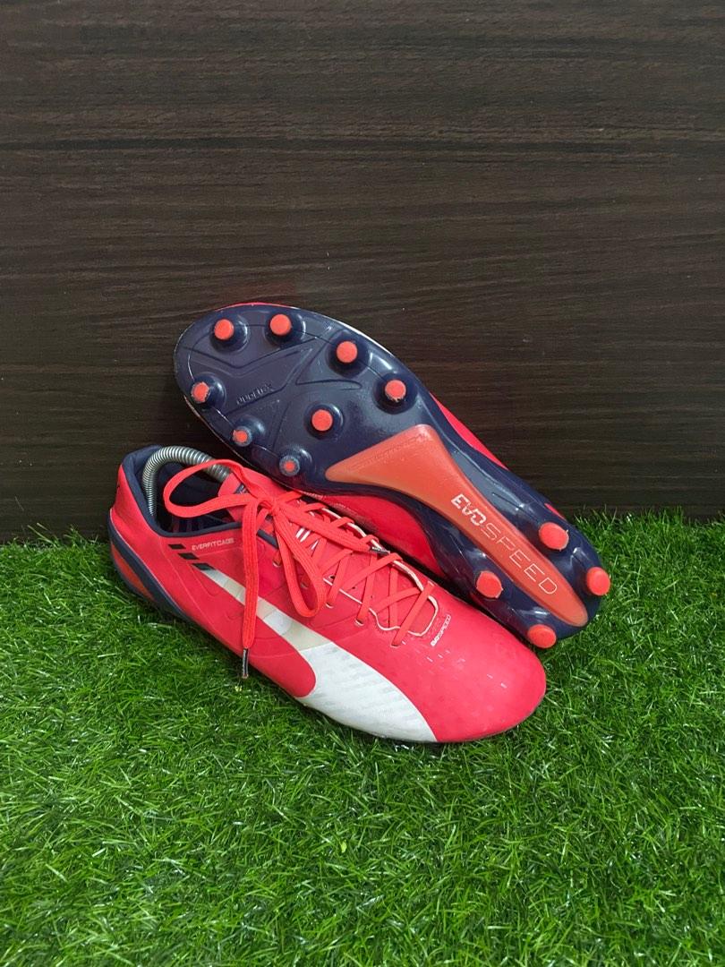 Kasut bola puma evospeed Men s Fashion Footwear Boots on Carousell