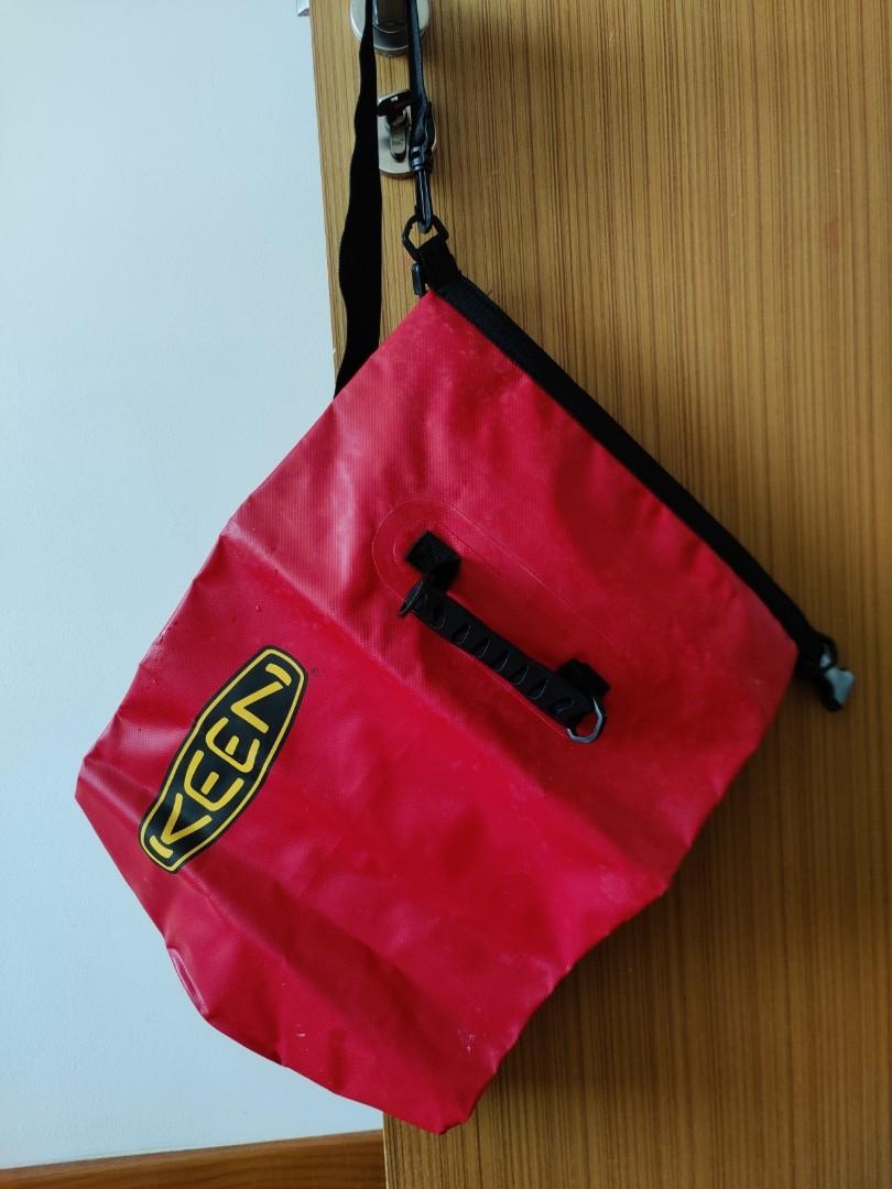 Keen waterproof sling bag keep your valuables dry Men s Fashion Bags Sling Bags on Carousell