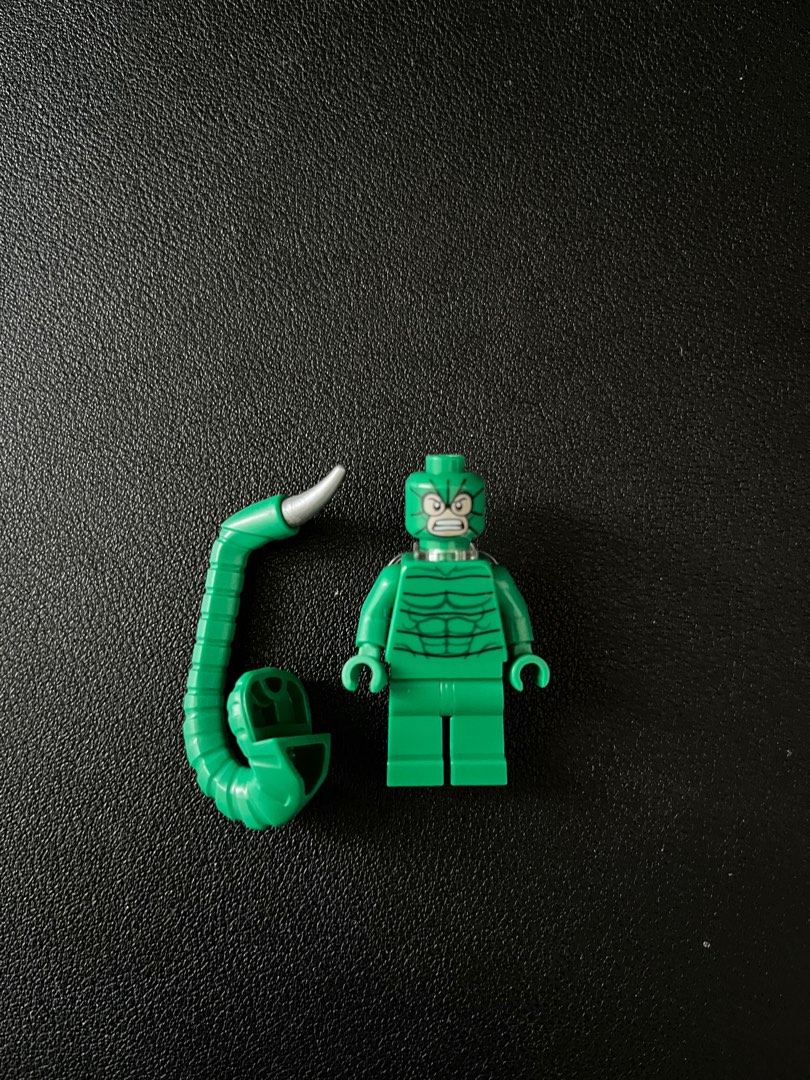 Lego scorpion 2025 minifigure