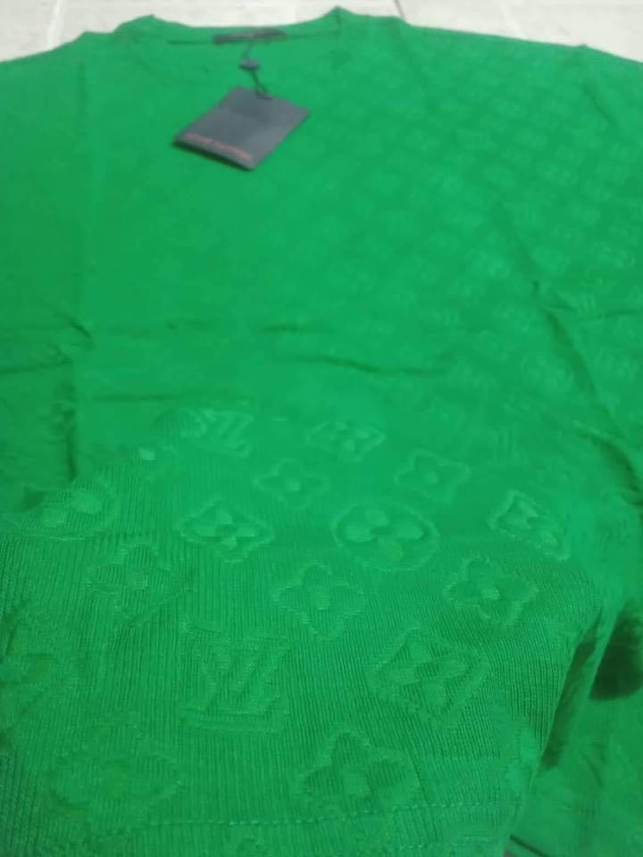 Louis Vuitton Premium Print Green T shirt – LUXZILLA