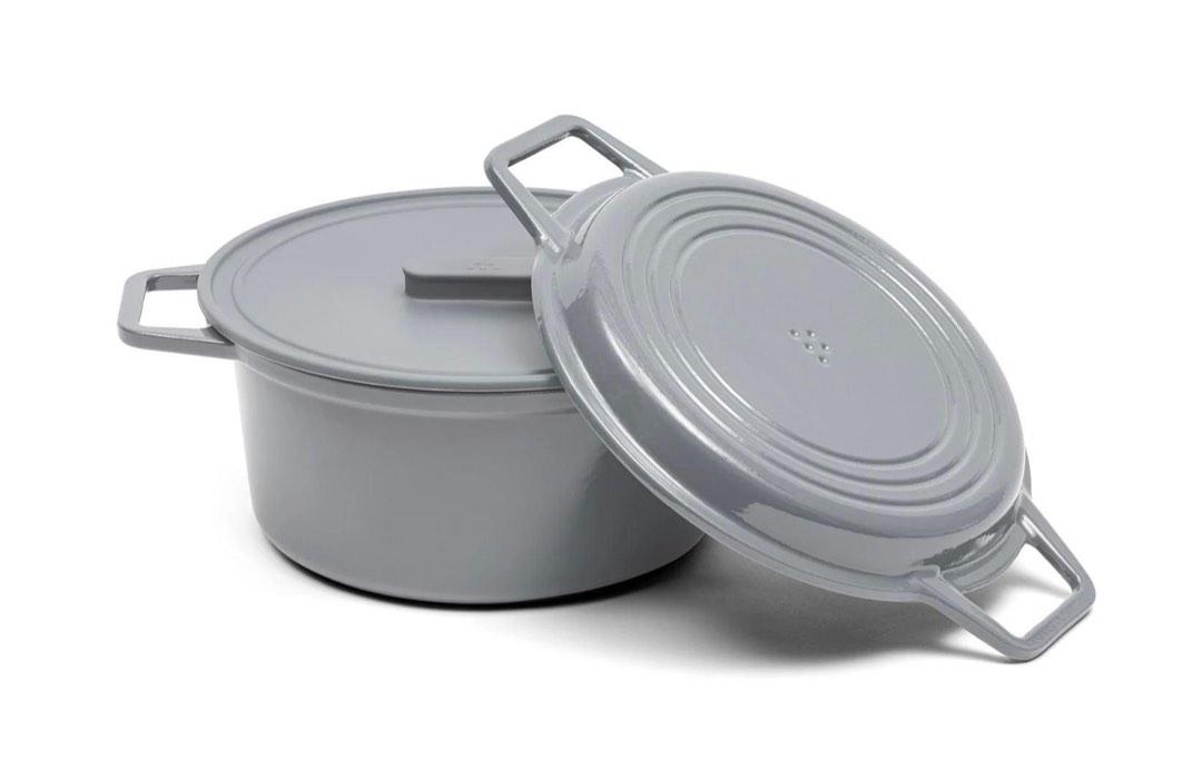 Misen 7 quart Dutch Oven, Furniture & Home Living, Kitchenware