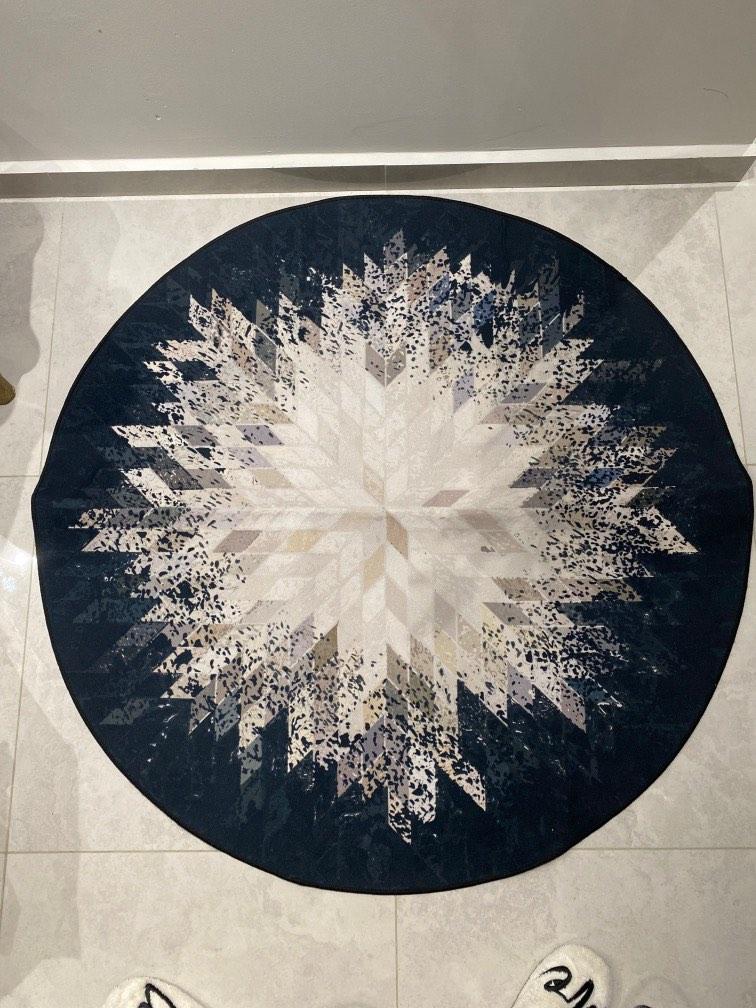 Modern Round Carpet (Large), Furniture & Home Living, Home Decor