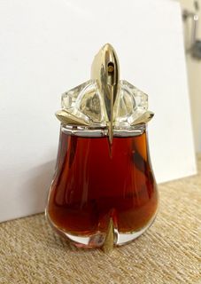 （分類：）位於 。 由 yeeetc 提交（商品編號 1193730257，圖片 1）。簡介： 。