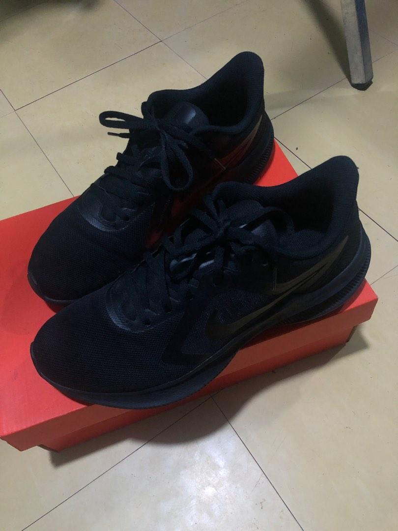 nike downshifter 10 or revolution 5