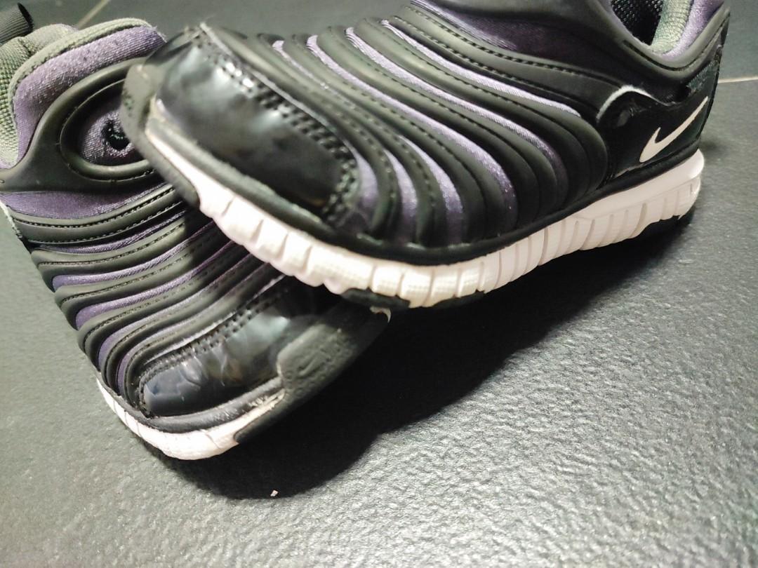 NIKE DYNAMO FREE SNEAKERS Babies Kids Babies Kids Fashion on Carousell