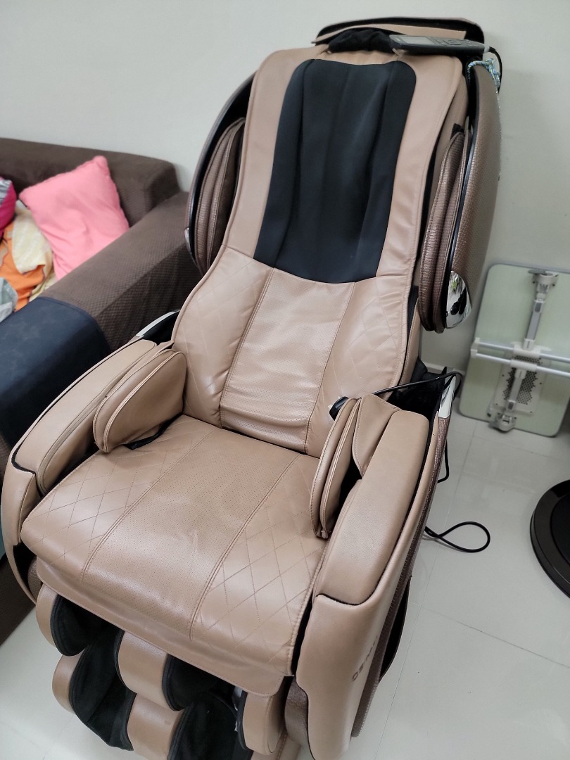 OSIM Used Massages Chair, Health & Nutrition, Massage Devices on Carousell
