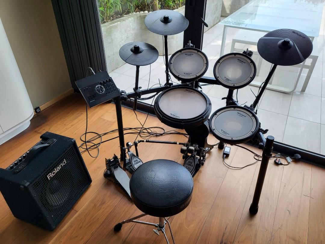 Roland e drum TD kv17 with KC80 amp