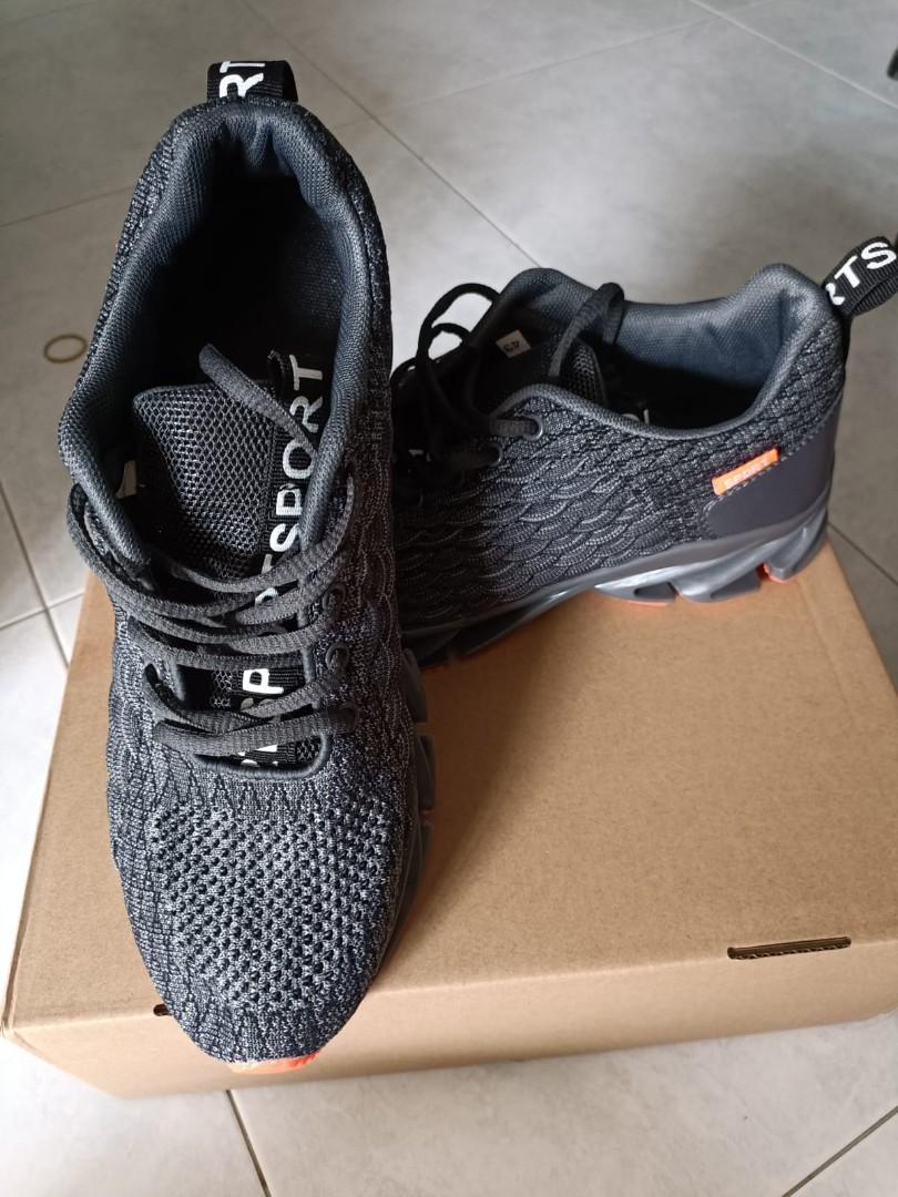 Running shoes, Men's Fashion, Footwear, Sneakers on Carousell