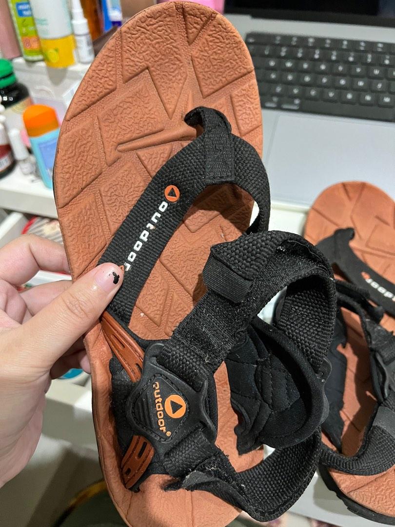Sandal gunung merk outdoor Fesyen Wanita Sepatu di Carousell