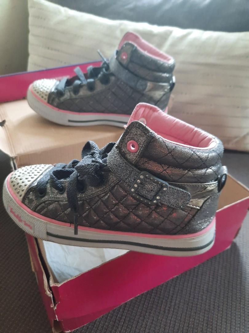 Sepatu skechers twinkle discount toes